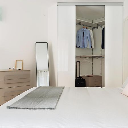 ミラノJoivy Sunny 1-Bed Flat With Balconyアパートメント エクステリア 写真