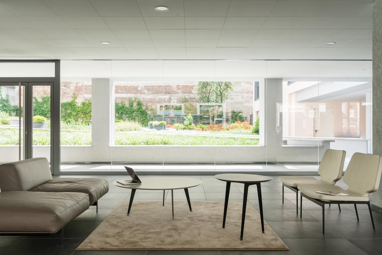 ミラノJoivy Sunny 1-Bed Flat With Balconyアパートメント エクステリア 写真