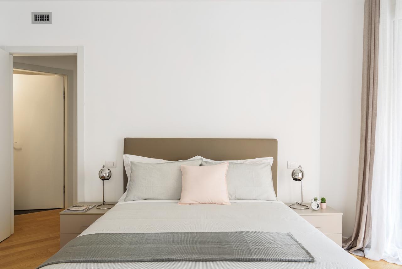 ミラノJoivy Sunny 1-Bed Flat With Balconyアパートメント エクステリア 写真