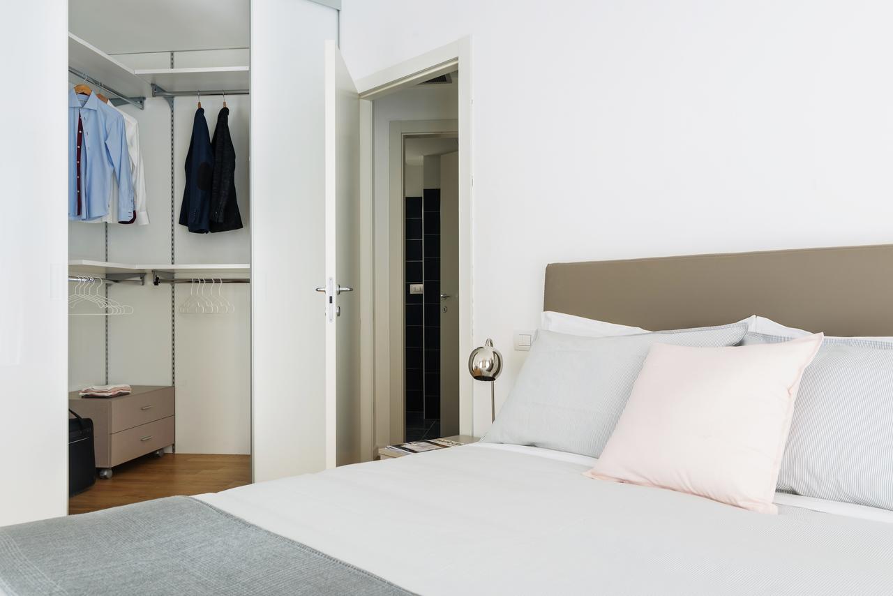 ミラノJoivy Sunny 1-Bed Flat With Balconyアパートメント エクステリア 写真