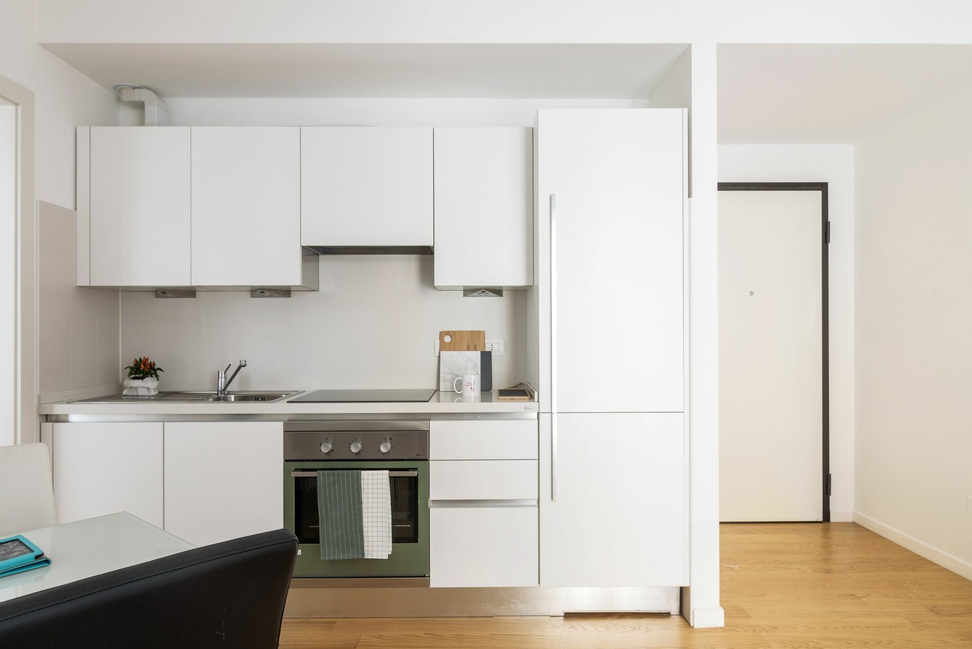 ミラノJoivy Sunny 1-Bed Flat With Balconyアパートメント エクステリア 写真