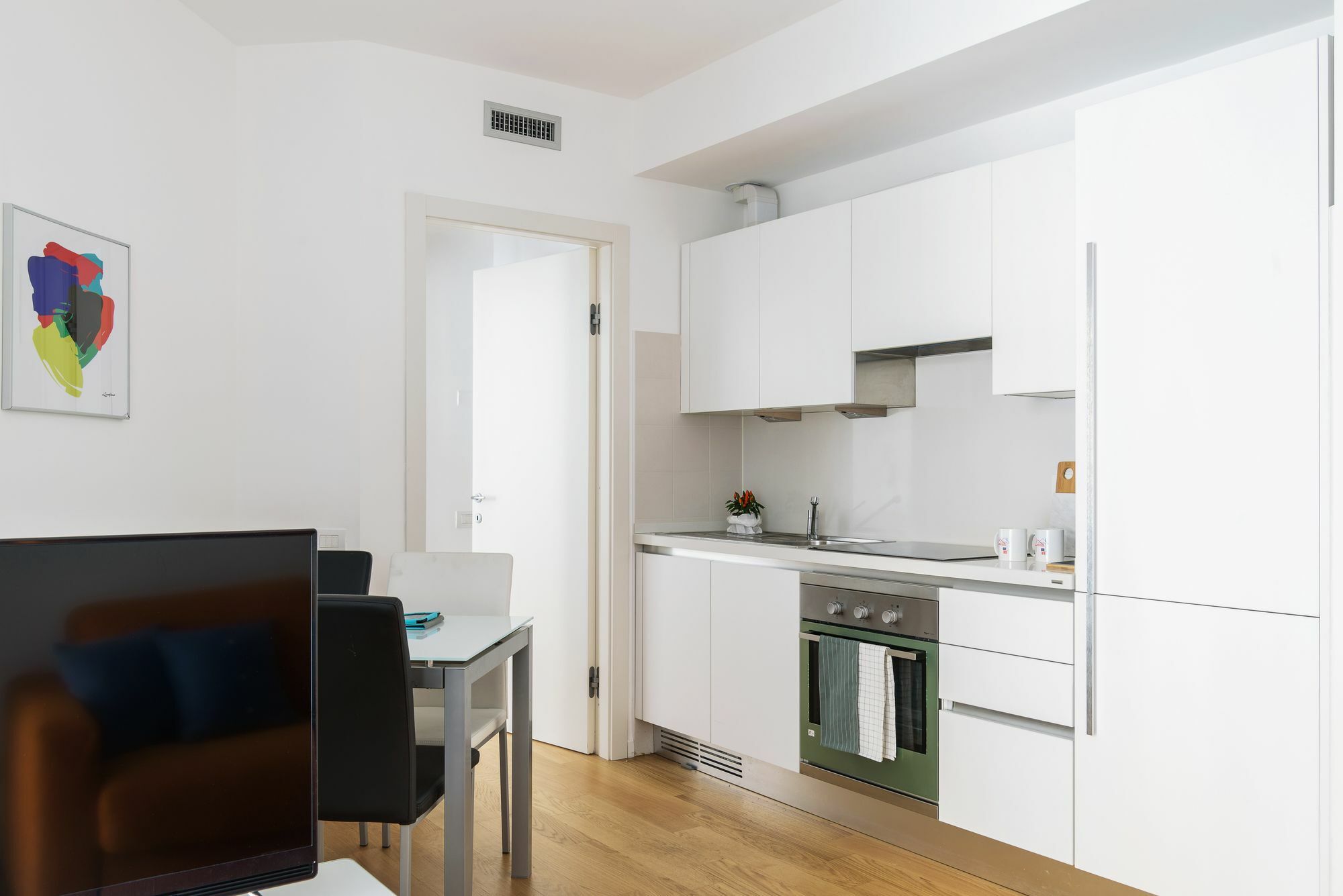 ミラノJoivy Sunny 1-Bed Flat With Balconyアパートメント エクステリア 写真